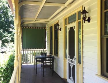 One-Bedroom Spa Cottage - Ella's