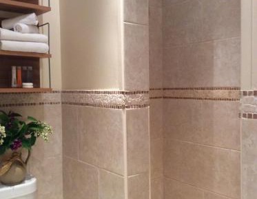 Deluxe Double Room with Shower