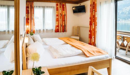 Double Room with Lake View