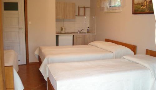 Quadruple Room with Terrace