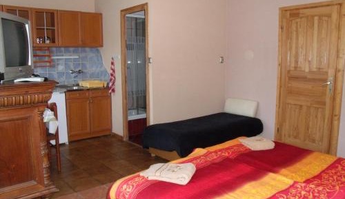 Studio Apartment