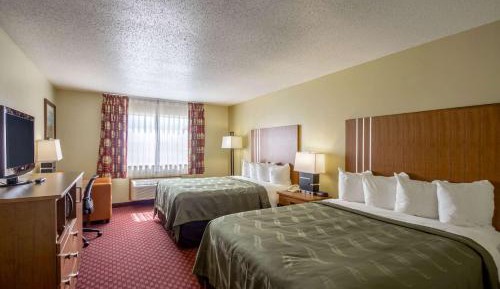 Queen Room with Two Queen Beds - Non-Smoking