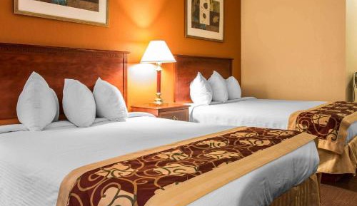 Queen Room with Two Queen Beds - Non-Smoking