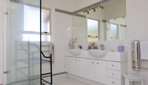 Triple Room with Shared Bathroom