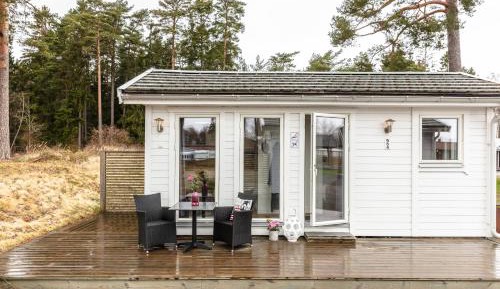 Cottage (2 Adults)