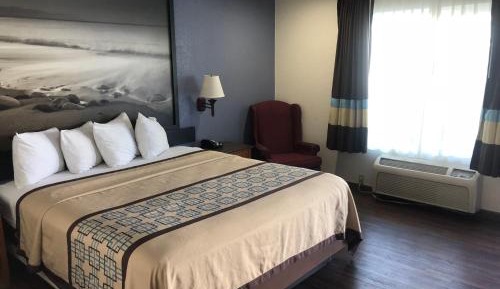 King Room - Non-Smoking