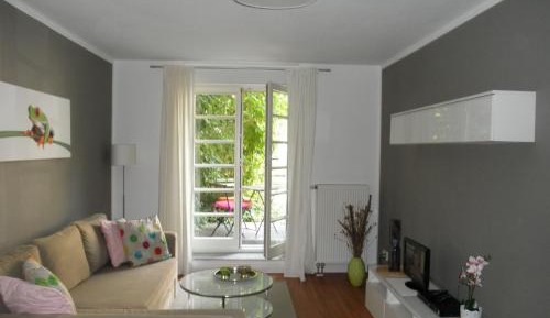 One Bedroom Apartment