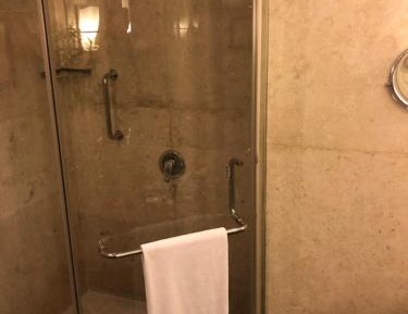 Twin Room with Pool View Presidential Suite (10% Discount on Laundry service)