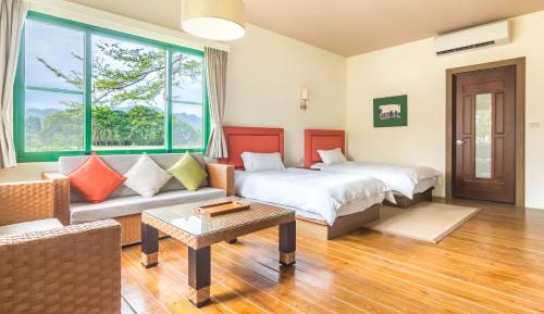 Deluxe Twin Bungalow with Garden View