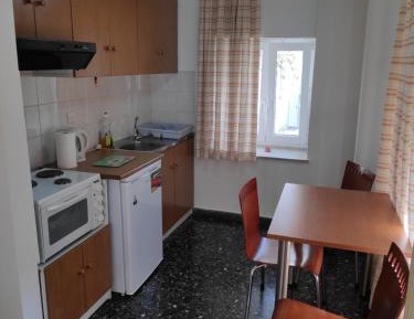 Standard Triple Studio