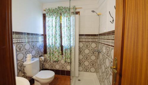 Double or Twin Room with Mountain View