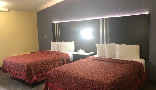 Queen Room with Two Queen Beds - Non-Smoking