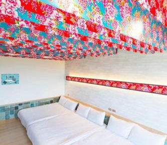 Quadruple Room with Shared Bathroom