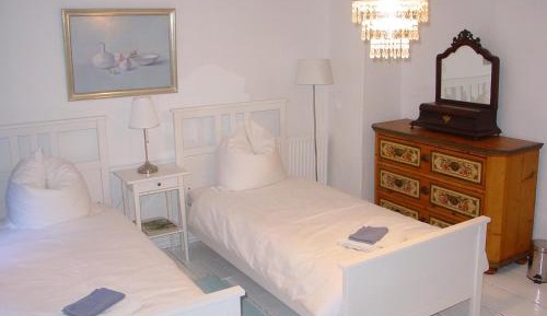 Twin Room with Shared Bathroom