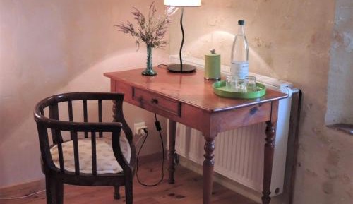 Deluxe Double Room (2 Adults + 1 Child)