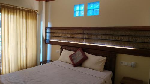 Deluxe Double or Twin Room with Garden View
