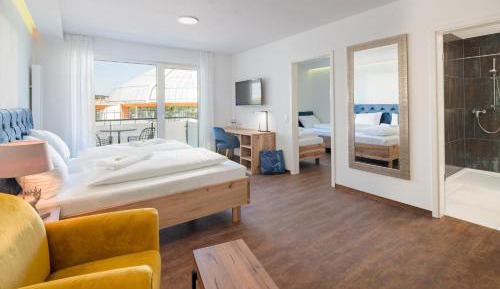 Deluxe Suite