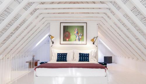 Junior Suite with Pool View