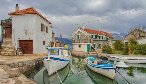 Studio with Balcony and Sea View (4 Adults)
