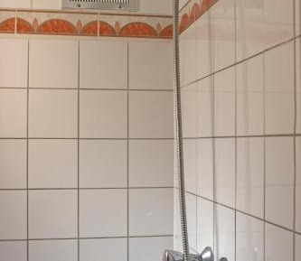 Quintuple Room with Shared Bathroom