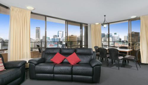 Superior Two-Bedroom Apartment with City View and Balcony