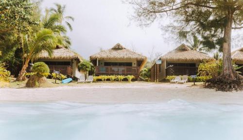 Villa A - Absolute Beachfront 