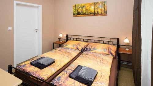 Apartment With Shared Bathroom