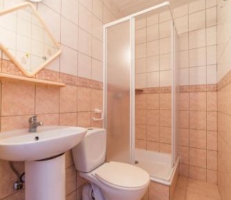 Triple Room with Private Bathroom