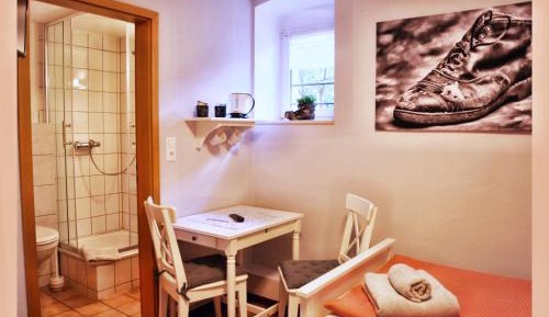 Twin Room with Bathroom