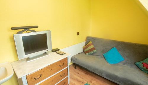 Small Single Room