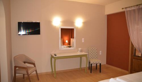 Double Room with Mountain View