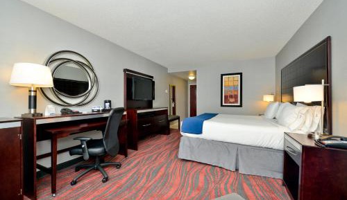 King Room - Mobility Access/Hearing Accessible