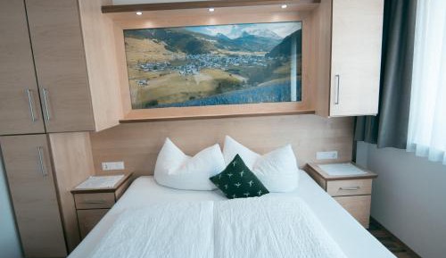 One-Bedroom Apartment with Terrace