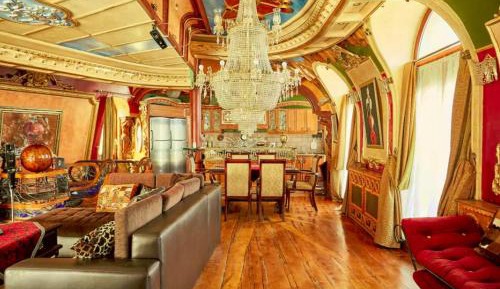 Luxury Duplex Apartment with Balcony