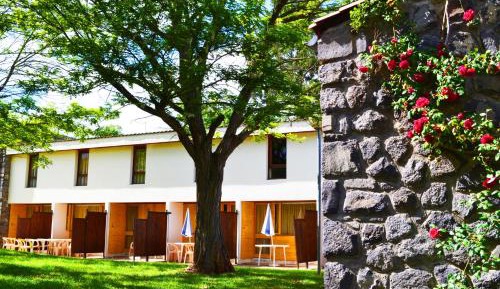 Two-Bedroom Apartment (5 Adults)