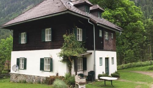 Six-Bedroom House