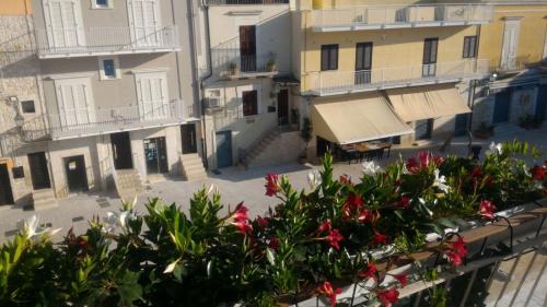 Apartment with Garden View