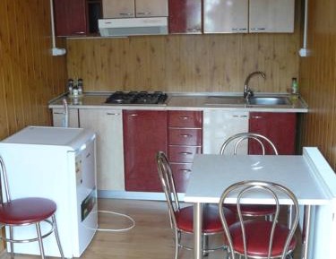 Deluxe Room (2 Adults + 1 Child)