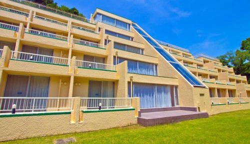 Standard Twin Room with Sofa Bed - South Wing