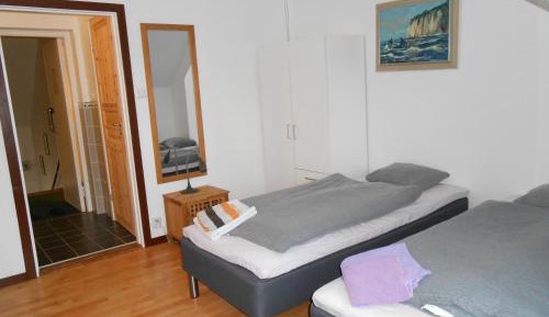 Twin Room with Bathroom