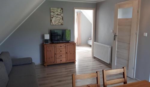 One-Bedroom Apartment with Balcony