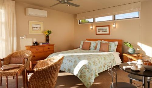 Deluxe King Suite
