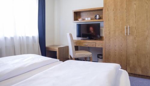 Comfort King Room