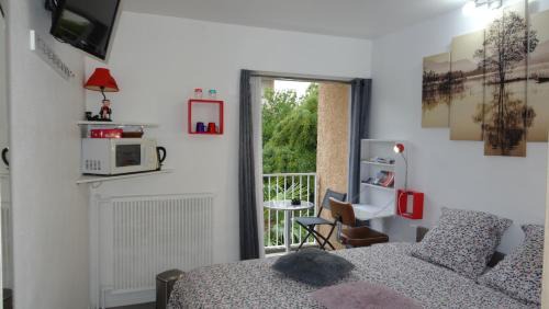 Single Room with Balcony