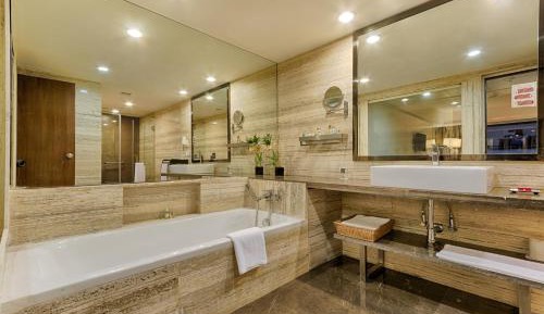  Club suite