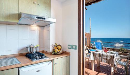 Studio Apartment with Sea View