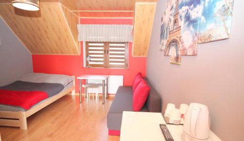 Quadruple Room with Private Bathroom