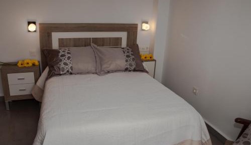 Double or Twin Room with Private Bathroom