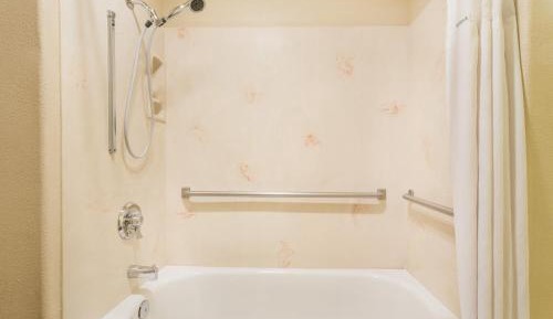 Queen Room with Two Queen Beds and Mobility/Hearing Access - Non-Smoking