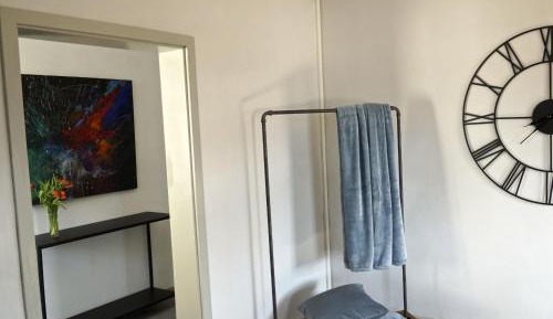 Apartment with Lake View